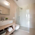 Sanpadeo For Kids & Families In Istria With Jacuzzi, Sauna & Sea View