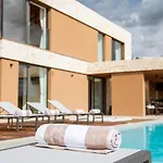 Sanpadeo For Kids & Families In Istria With Jacuzzi, Sauna & Sea View Willa