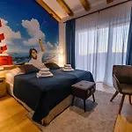 Sanpadeo For Kids & Families In Istria With Jacuzzi, Sauna & Sea View Willa