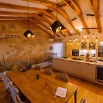 Sanpadeo For Kids & Families In Istria With Jacuzzi, Sauna & Sea View