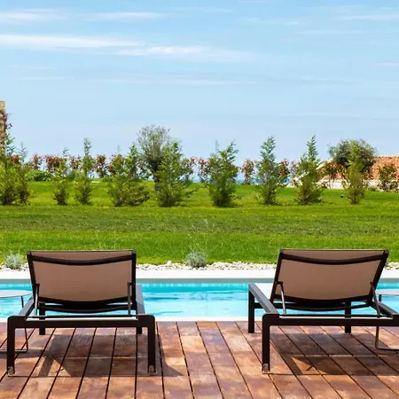 Sanpadeo For Kids & Families In Istria With Jacuzzi, Sauna & Sea View Brtonigla